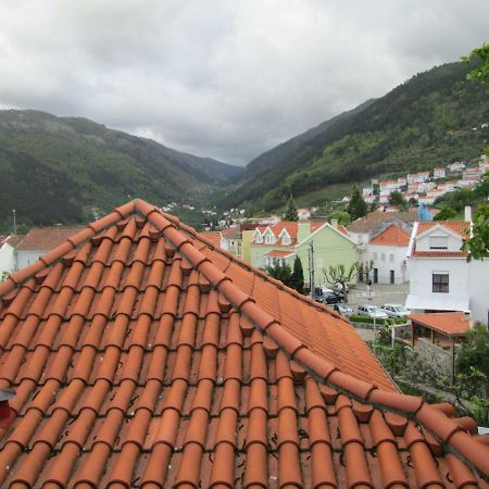 Casinha à beira ribeirio Vila Manteigas Exterior foto